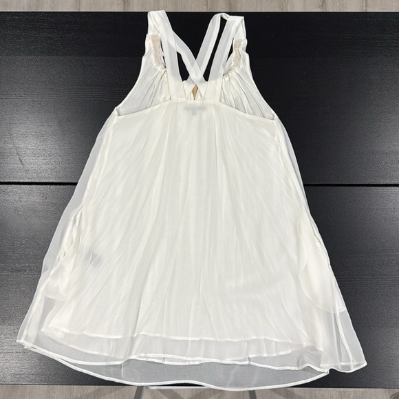 Lucca Couture Elegant White Flowy Dress with Ruffle Neckline and Tan Bow - L - Picture 6 of 11